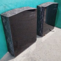 Rock Pitched Black Rectangle Granite Tombstone 01